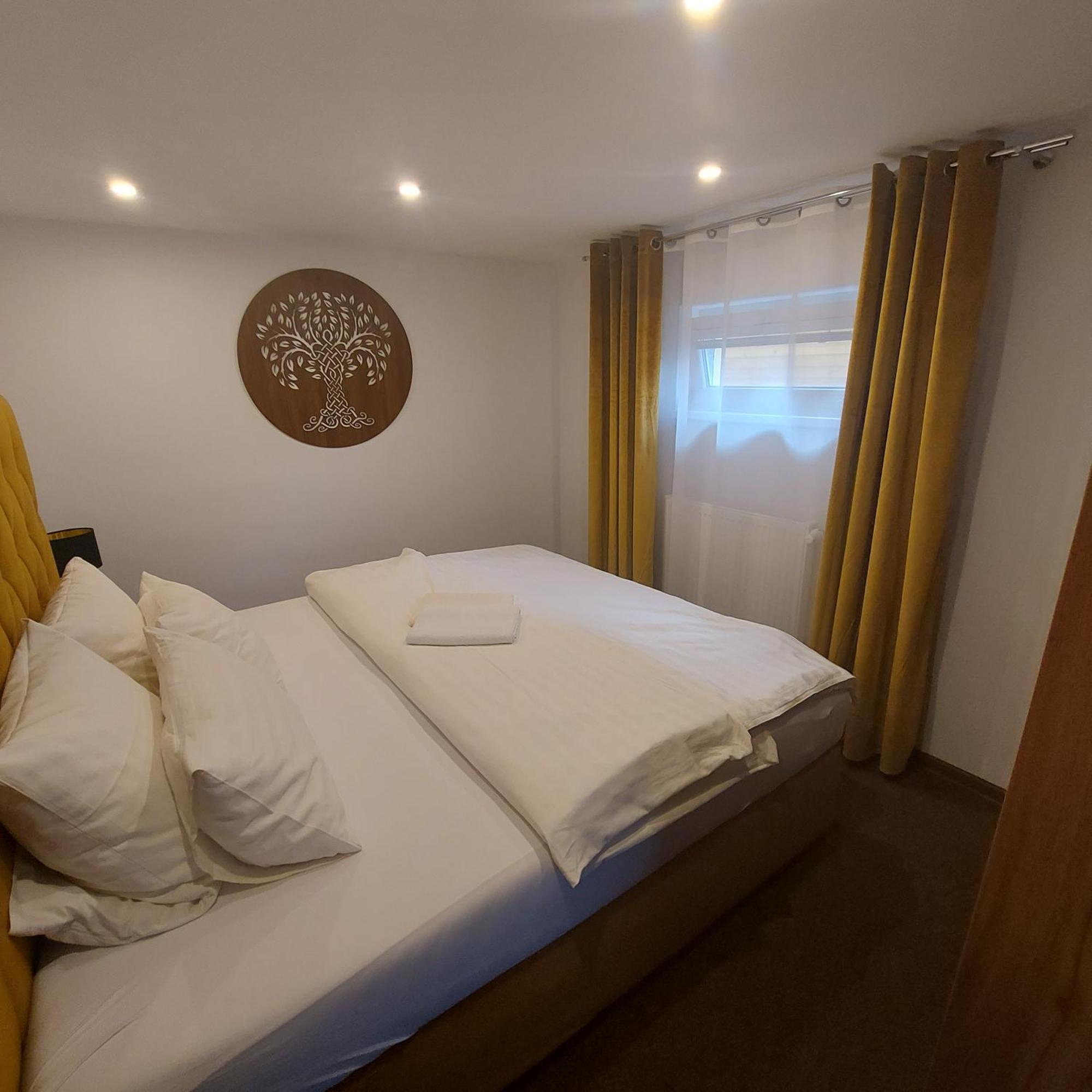 Apartmany Lenka Besenova 104 Bagian luar foto