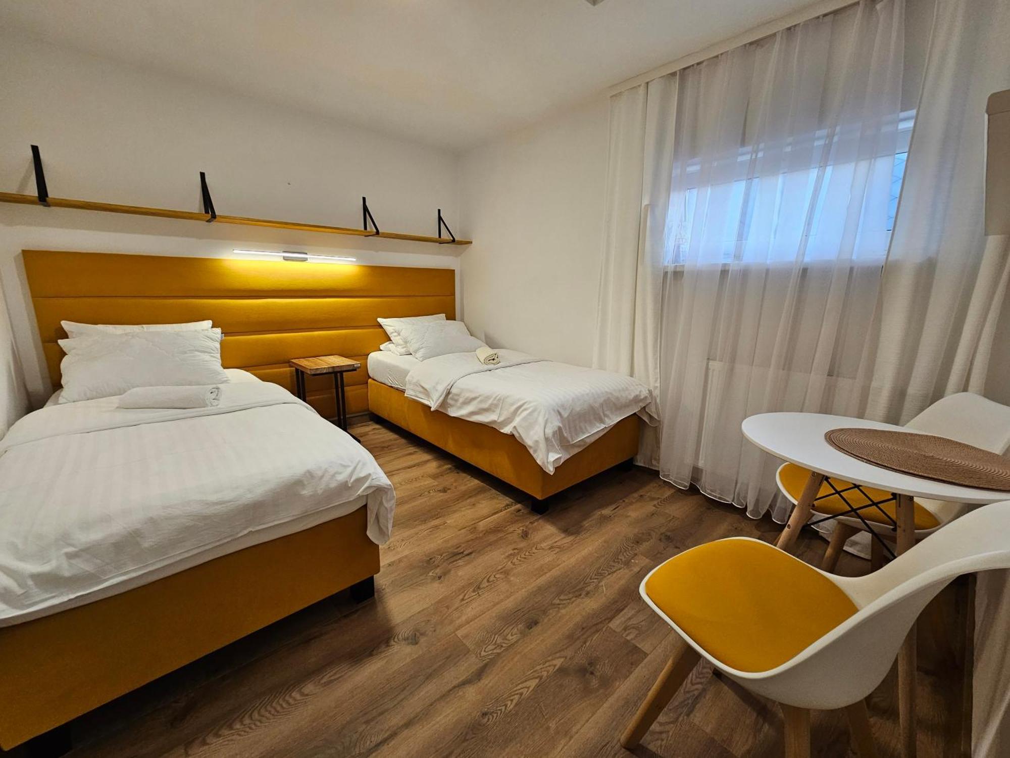 Apartmany Lenka Besenova 104 Bagian luar foto