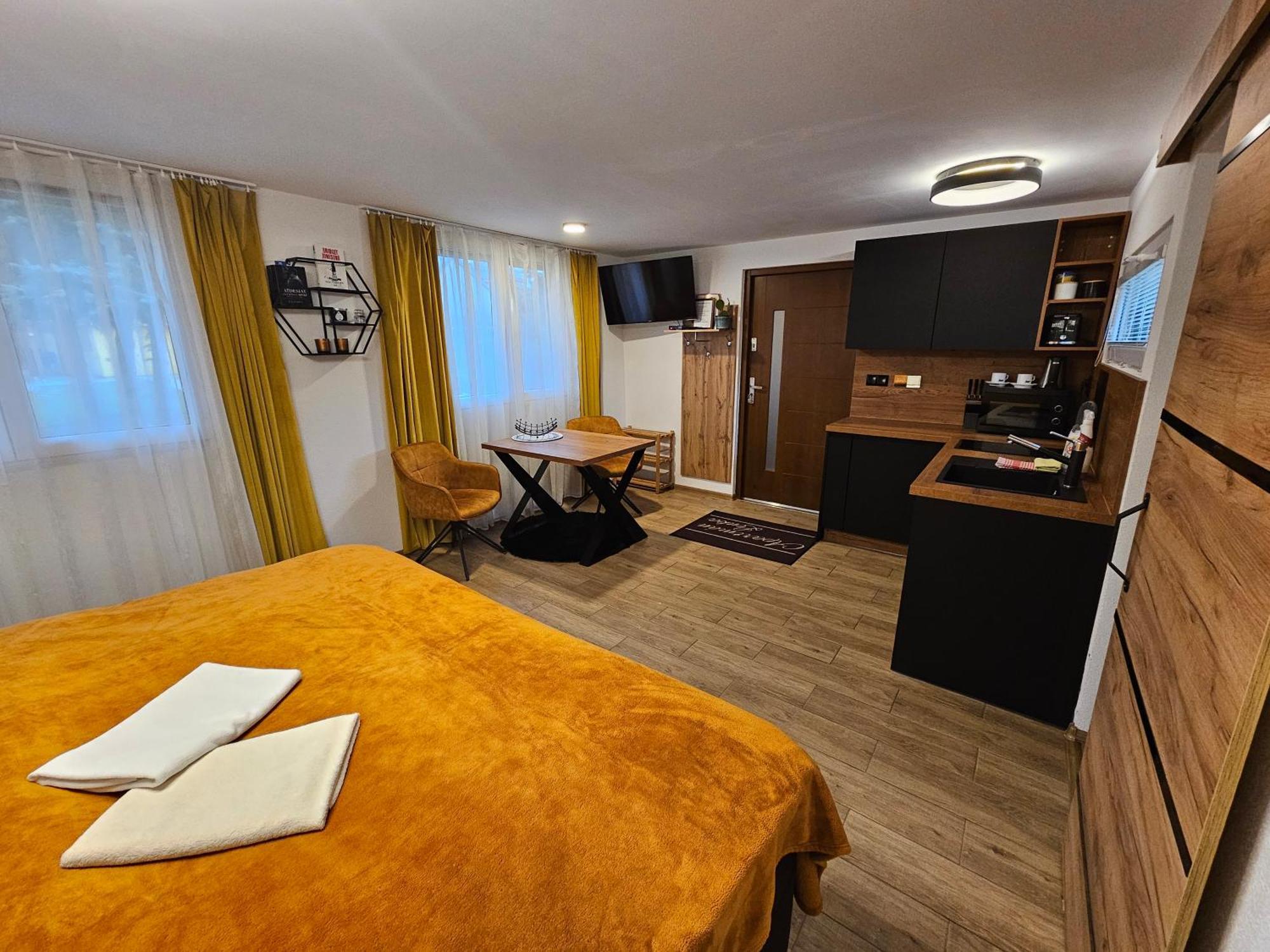 Apartmany Lenka Besenova 104 Bagian luar foto
